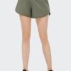 lua-yoga-shorts-17